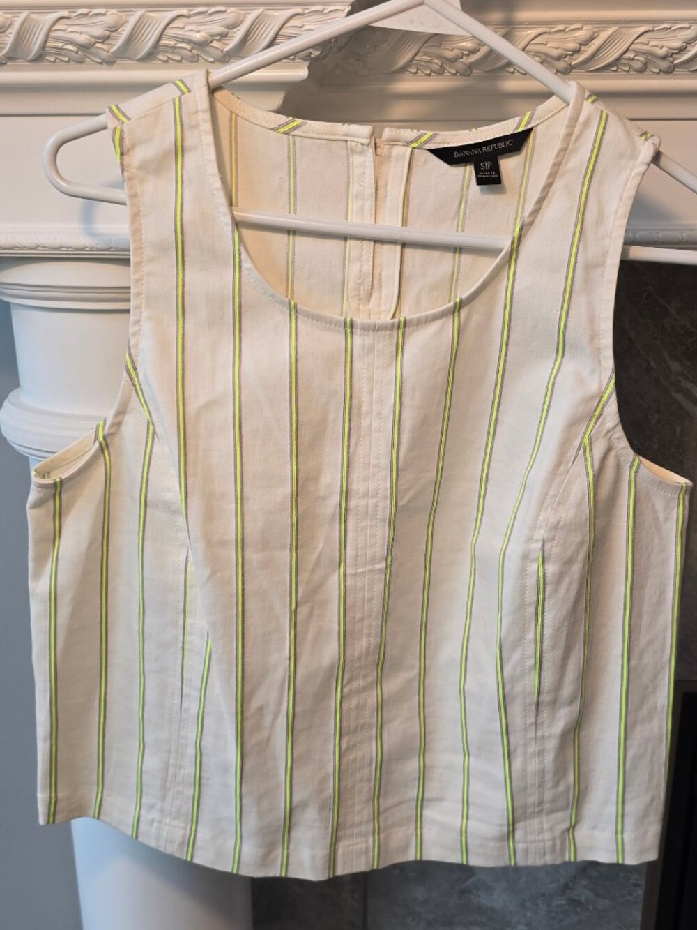 Banana Republic Striped Cropped Sleeveless Shell Top Size S/P Small Petite